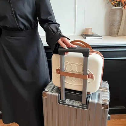 Valise Rigide Hello Kitty – Format Compact et Sécurisée