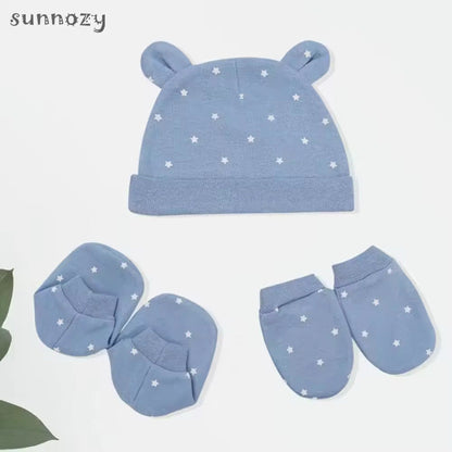 Lot de Bonnets et Moufles  et chaussons pour Bébé – Motifs Variés et Doux