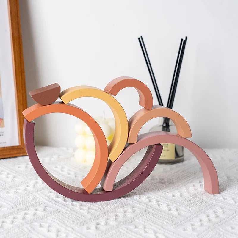 Arc-en-ciel Empilable en Bois : Une Invitation à la Créativité et à l'Éveil 🌈✨