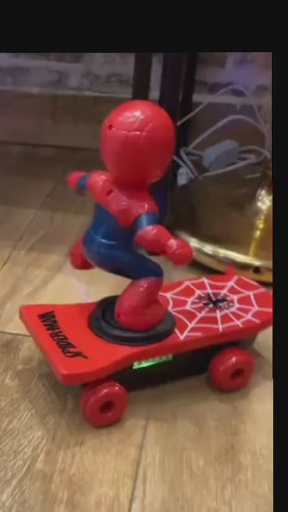 Jouet Spiderman sur Skateboard Lumineux – Figurine Héros Marvel pour Enfants
